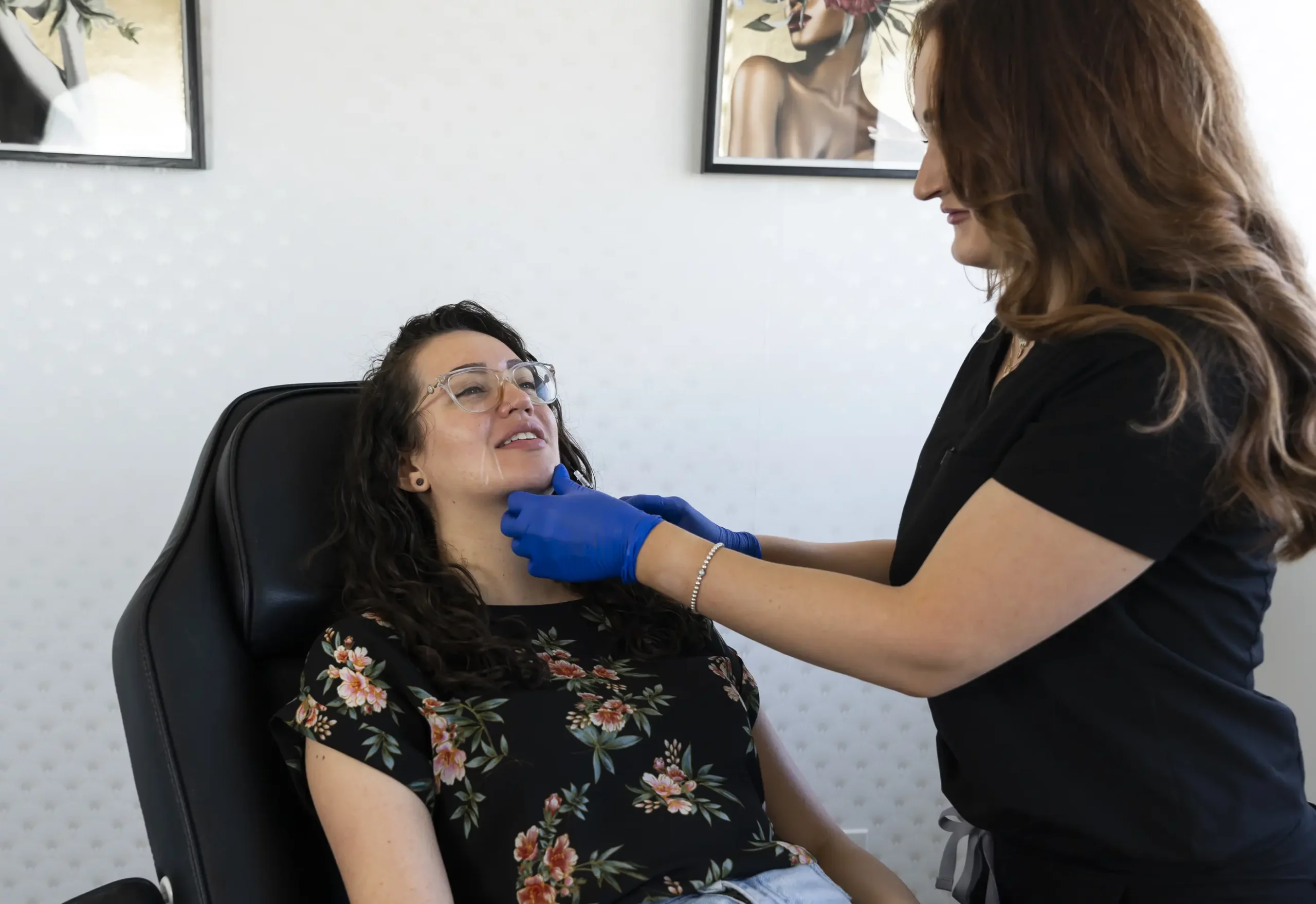 Woman receiving a deoxycholic acid treatment in Belleville